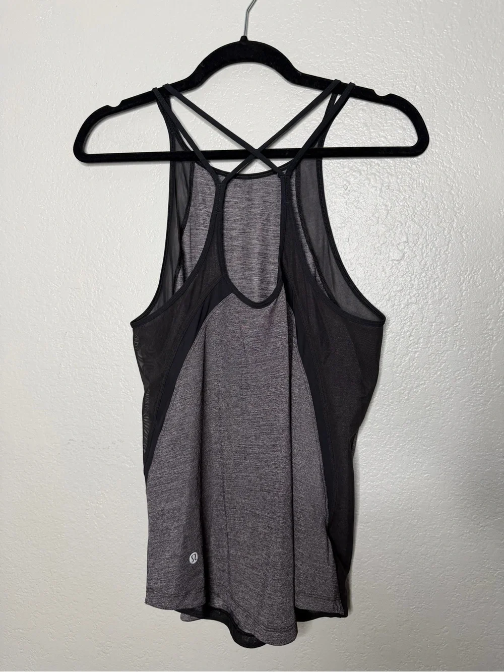 lululemon athletica no tag